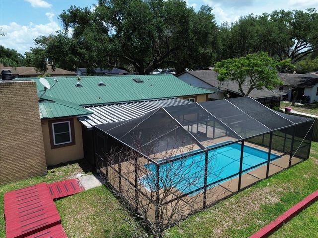 912 SHANGRI LA DRIVE, Seffner, FL 33584