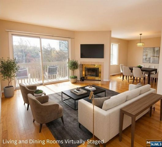 507 Windsor Drive 107, Palisades Park, NJ 07650