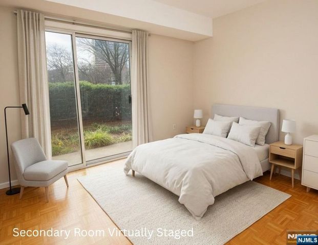 507 Windsor Drive 107, Palisades Park, NJ 07650