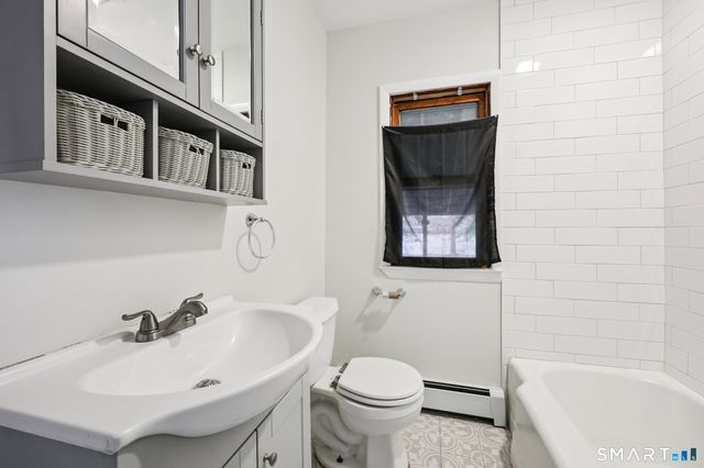 176 Brooks Hill Road, Wolcott, CT 06716