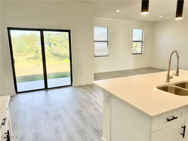 8304 Lena CT, Labelle, FL 33935