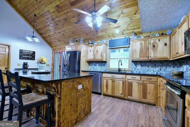 149 Savior Lane, Hamilton, GA 31811