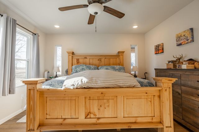 10662 County Road 8470, West Plains, MO 65775