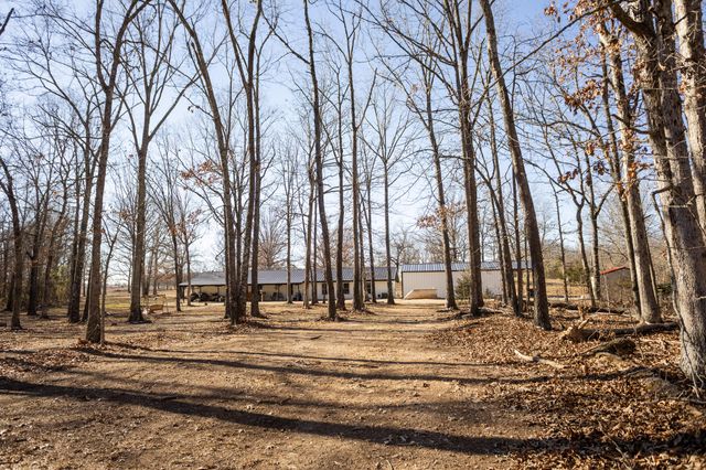 10662 County Road 8470, West Plains, MO 65775