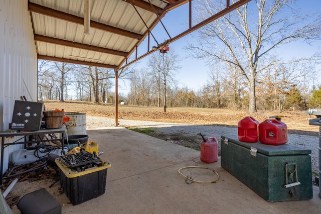 10662 County Road 8470, West Plains, MO 65775