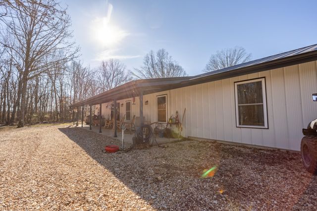 10662 County Road 8470, West Plains, MO 65775