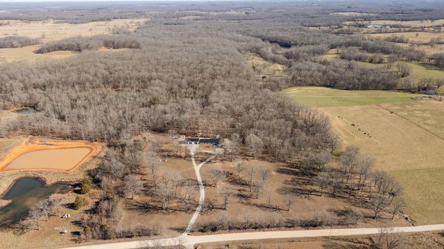 10662 County Road 8470, West Plains, MO 65775