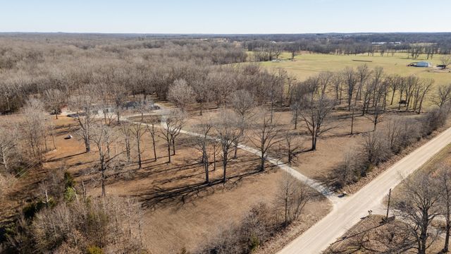 10662 County Road 8470, West Plains, MO 65775