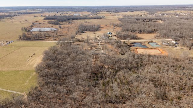 10662 County Road 8470, West Plains, MO 65775