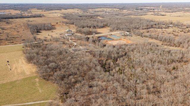 10662 County Road 8470, West Plains, MO 65775