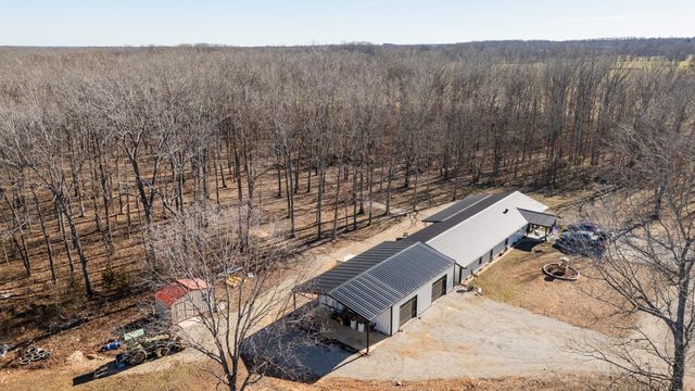 10662 County Road 8470, West Plains, MO 65775