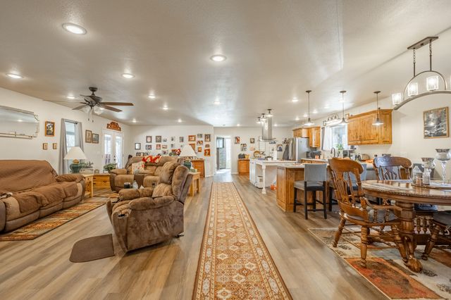 10662 County Road 8470, West Plains, MO 65775