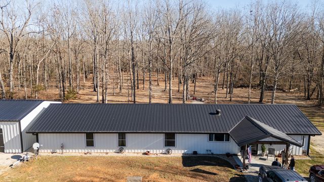 10662 County Road 8470, West Plains, MO 65775