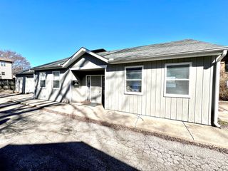 14 Crescent Street, Elgin, IL 60123