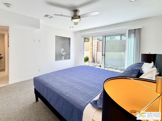 588 E San Lorenzo Road 104, Palm Springs, CA 92264