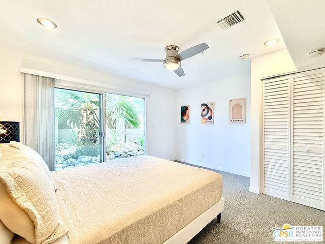 588 E San Lorenzo Road 104, Palm Springs, CA 92264