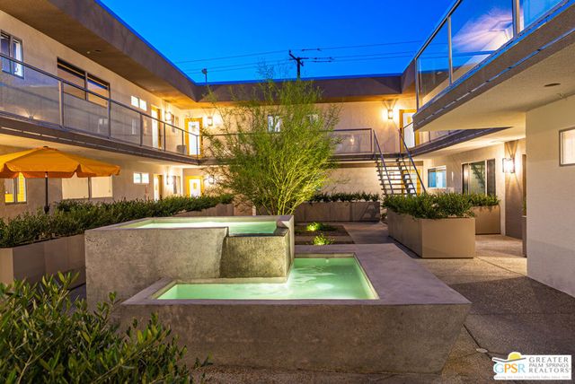 588 E San Lorenzo Road 104, Palm Springs, CA 92264