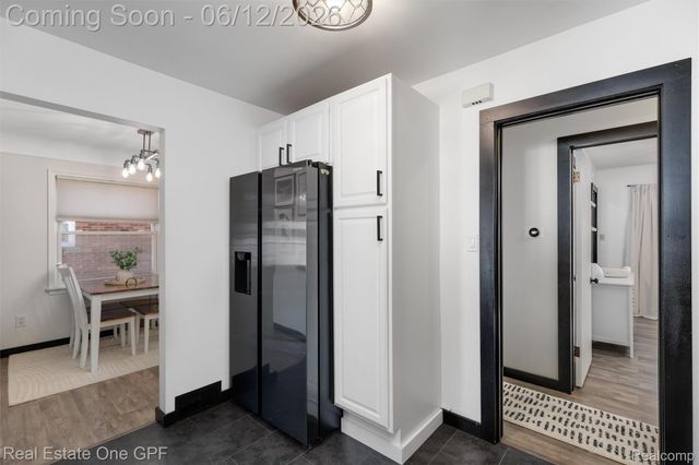 21701 Chalon Street, St. Clair Shores, MI 48080