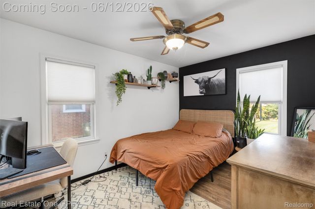 21701 Chalon Street, St. Clair Shores, MI 48080