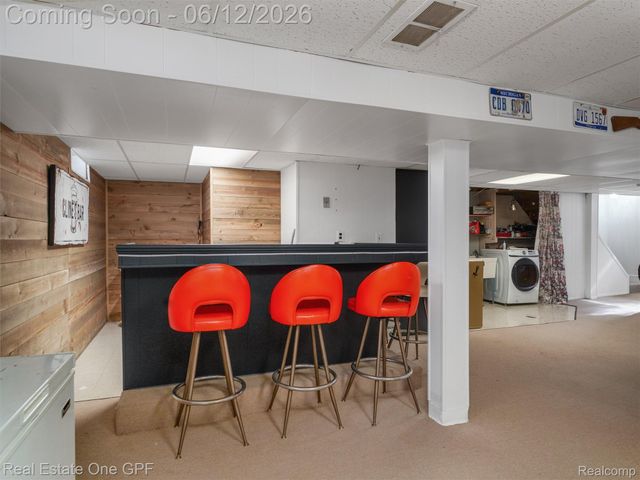 21701 Chalon Street, St. Clair Shores, MI 48080