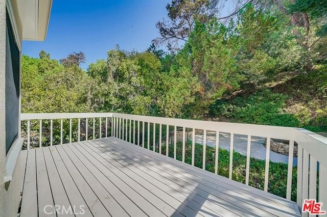 3826 Dixie Canyon, Sherman Oaks, CA 91423