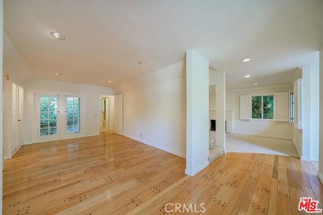 3826 Dixie Canyon, Sherman Oaks, CA 91423