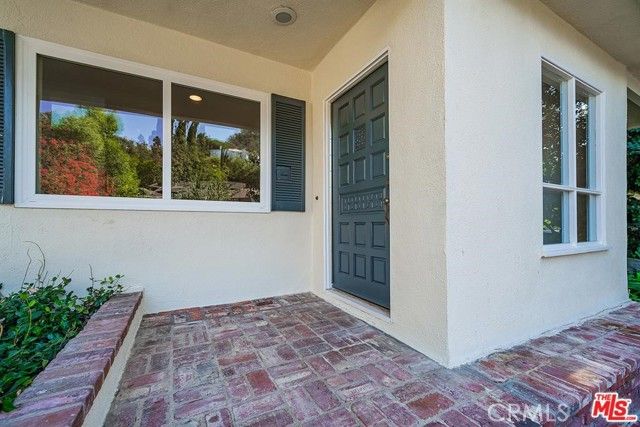 3826 Dixie Canyon, Sherman Oaks, CA 91423