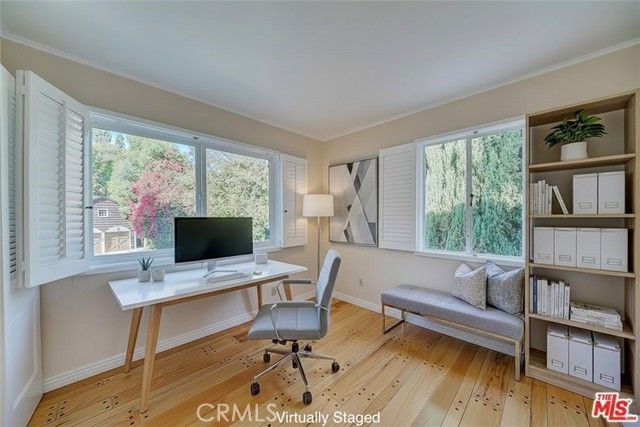 3826 Dixie Canyon, Sherman Oaks, CA 91423