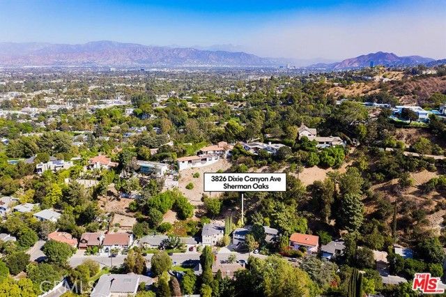 3826 Dixie Canyon, Sherman Oaks, CA 91423