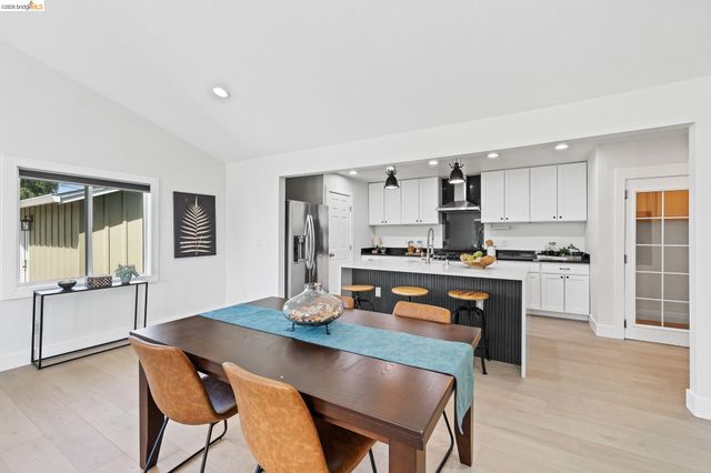 3350 Concord Ave, Brentwood, CA 94513