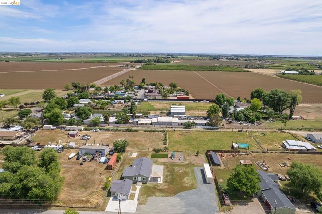 3350 Concord Ave, Brentwood, CA 94513