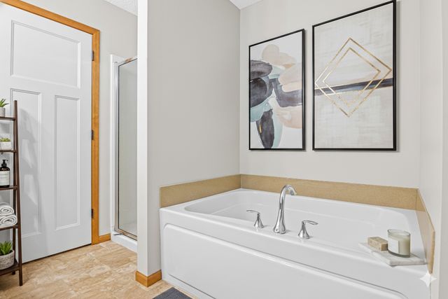 10174 Indigo Drive, Eden Prairie, MN 55347