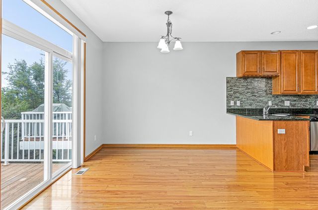 10174 Indigo Drive, Eden Prairie, MN 55347