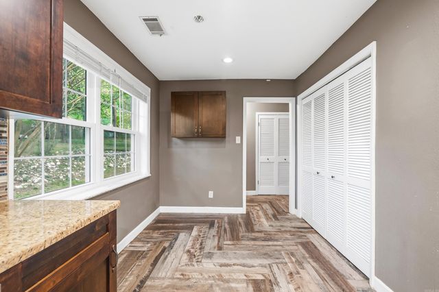 116 Pin Oak Street, Hot Springs, AR 71913