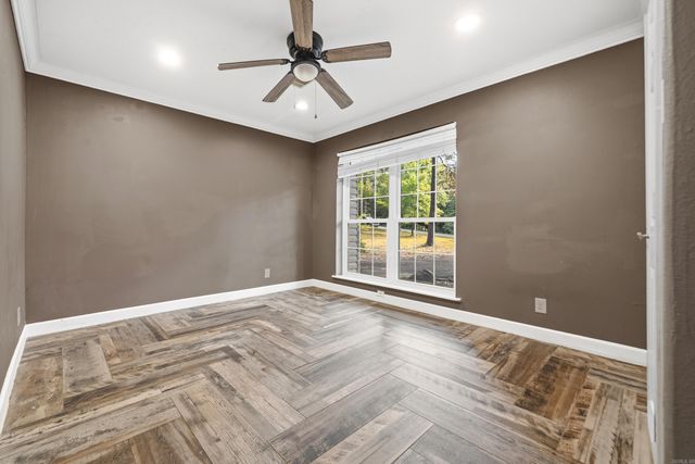 116 Pin Oak Street, Hot Springs, AR 71913