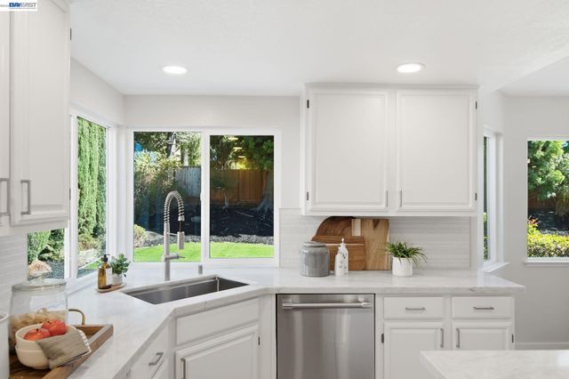 47 Palacio Ct, Fremont, CA 94539