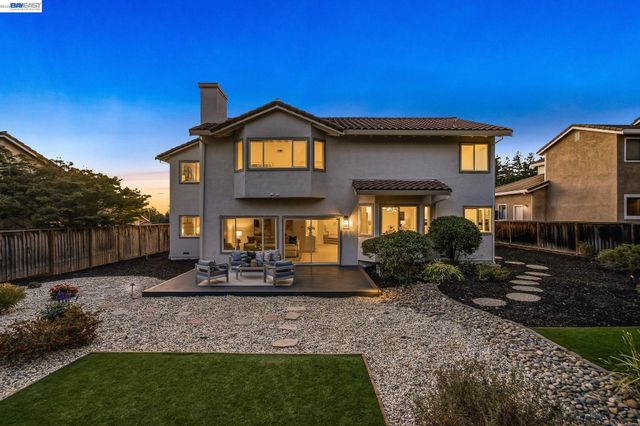 47 Palacio Ct, Fremont, CA 94539