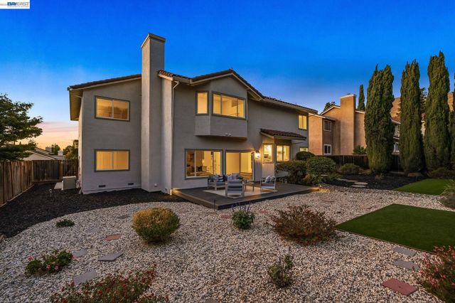 47 Palacio Ct, Fremont, CA 94539