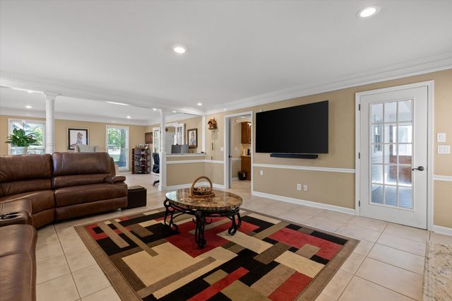 9326 Royal Mountain Drive, Chattanooga, TN 37421