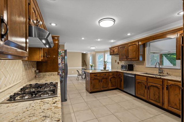 9326 Royal Mountain Drive, Chattanooga, TN 37421