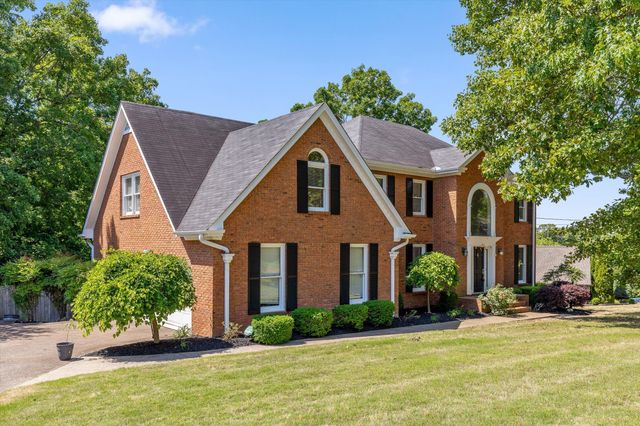 9326 Royal Mountain Drive, Chattanooga, TN 37421