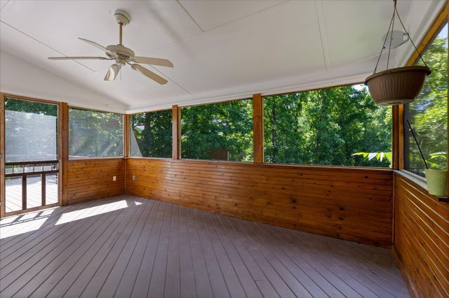 9326 Royal Mountain Drive, Chattanooga, TN 37421