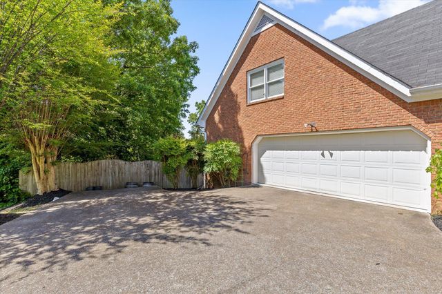 9326 Royal Mountain Drive, Chattanooga, TN 37421