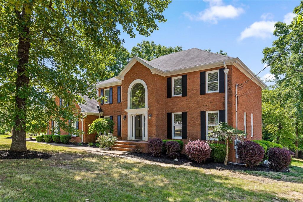 9326 Royal Mountain Drive, Chattanooga, TN 37421