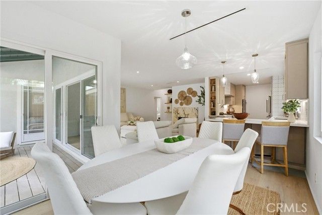 4422 Canoga Avenue, Woodland Hills (los Angeles), CA 91364