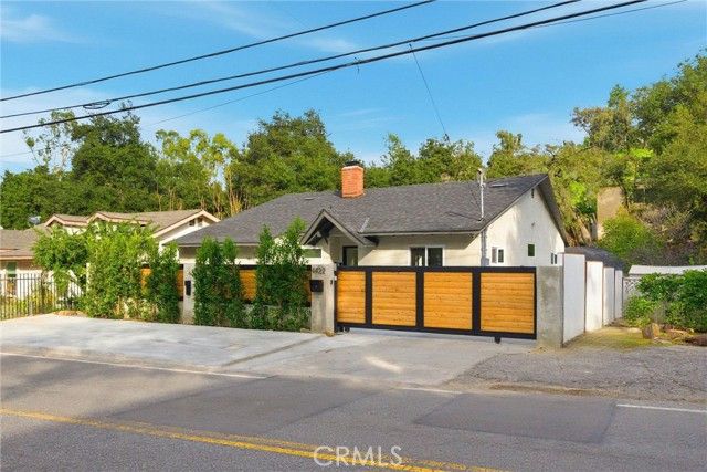 4422 Canoga Avenue, Woodland Hills (los Angeles), CA 91364