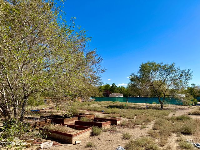 5570 Sidehill Drive, Sun Valley, NV 89433