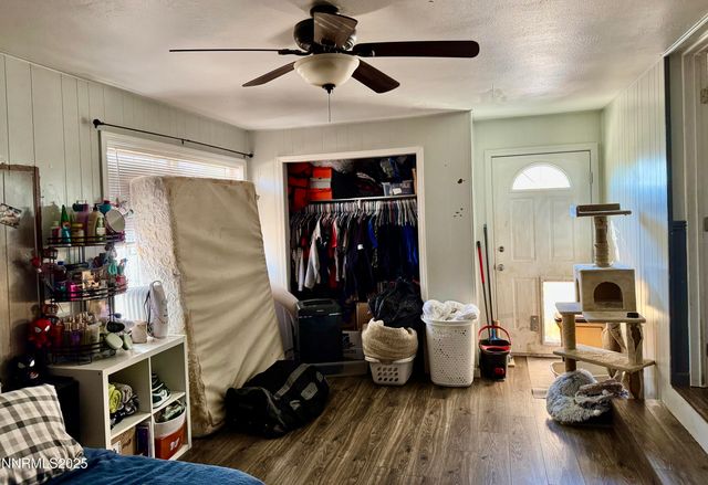 5570 Sidehill Drive, Sun Valley, NV 89433