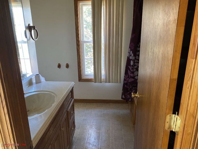 42 N State Street, Rittman, OH 44270