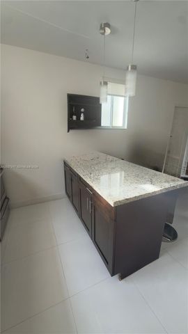 1025 SW 7th Avenue 5, Miami, FL 33130